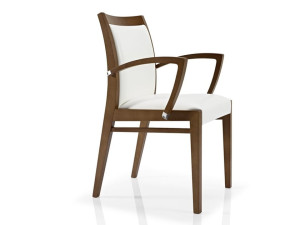 Тканевый стул с подлокотниками