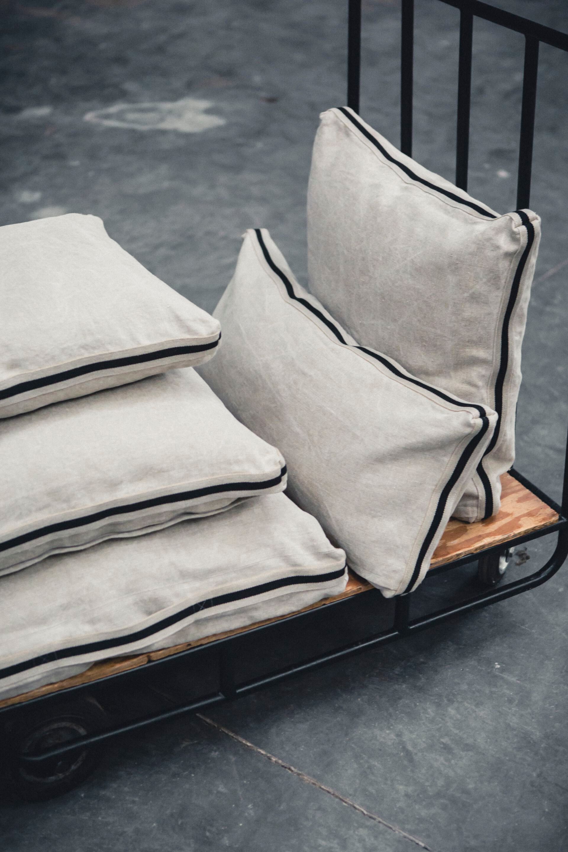 Прямоугольная льняная подушка Libeco Home Джеймс ARCH-00016857 - Вид №1