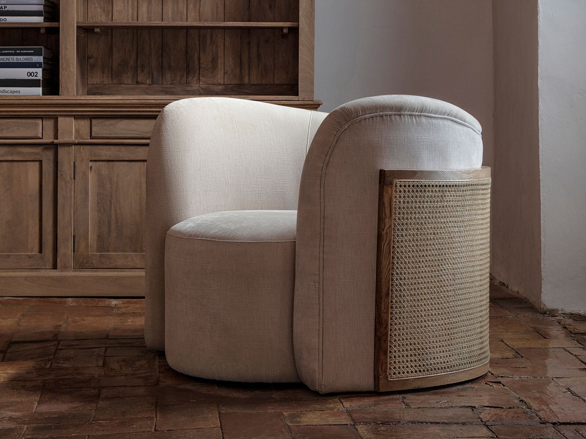 Тканевое кресло с подлокотниками Vical Home NYUL ARCH-00120584 - Вид №4