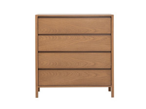 Деревянный комод