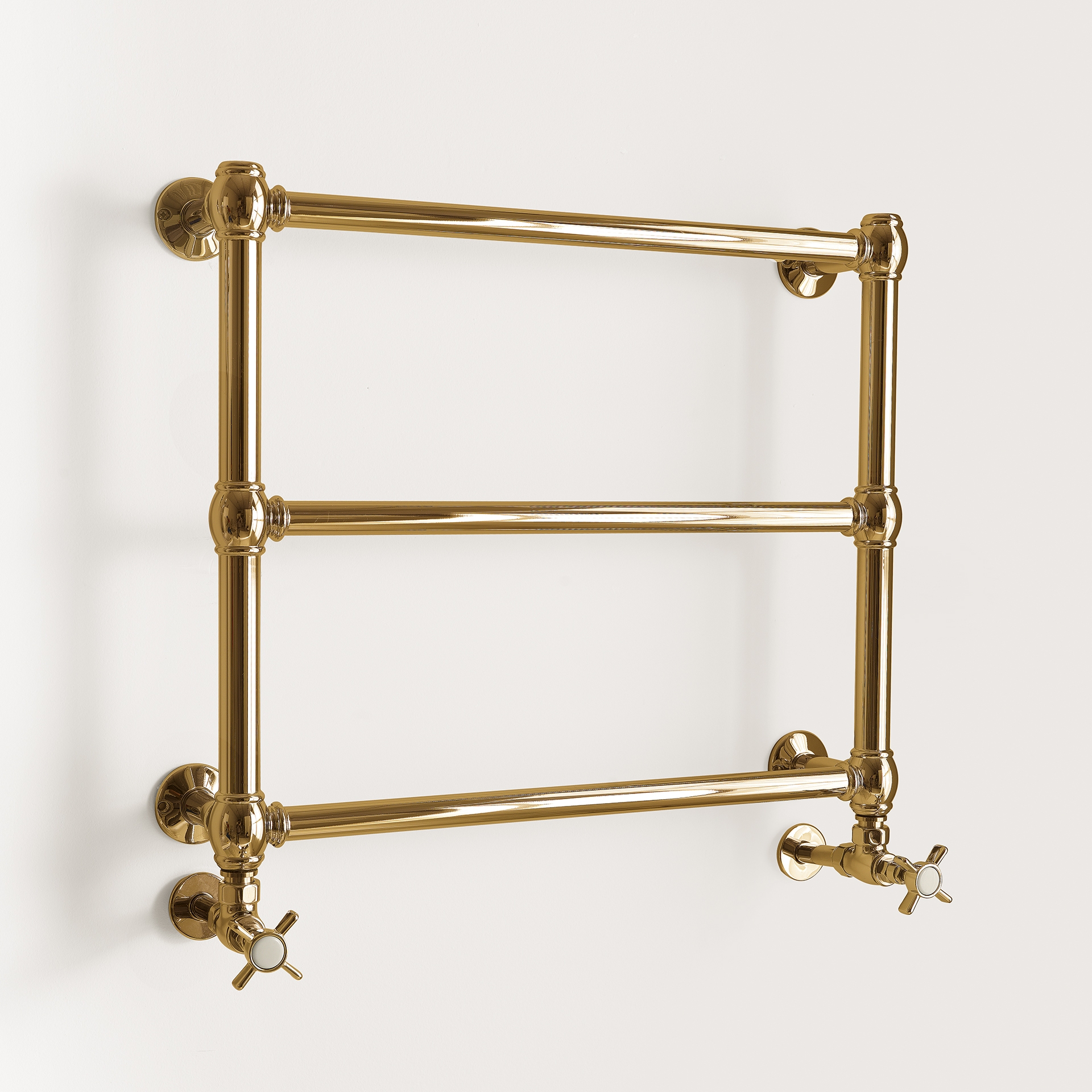 1216 3SC Полотенцесушитель Smith версия с горячей водой, клапаны включены Classico Treesseci 3SC