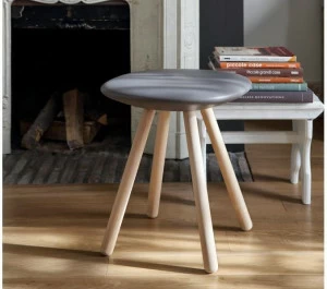 Geelli Низкий табурет для окуня из полиуретана Viood