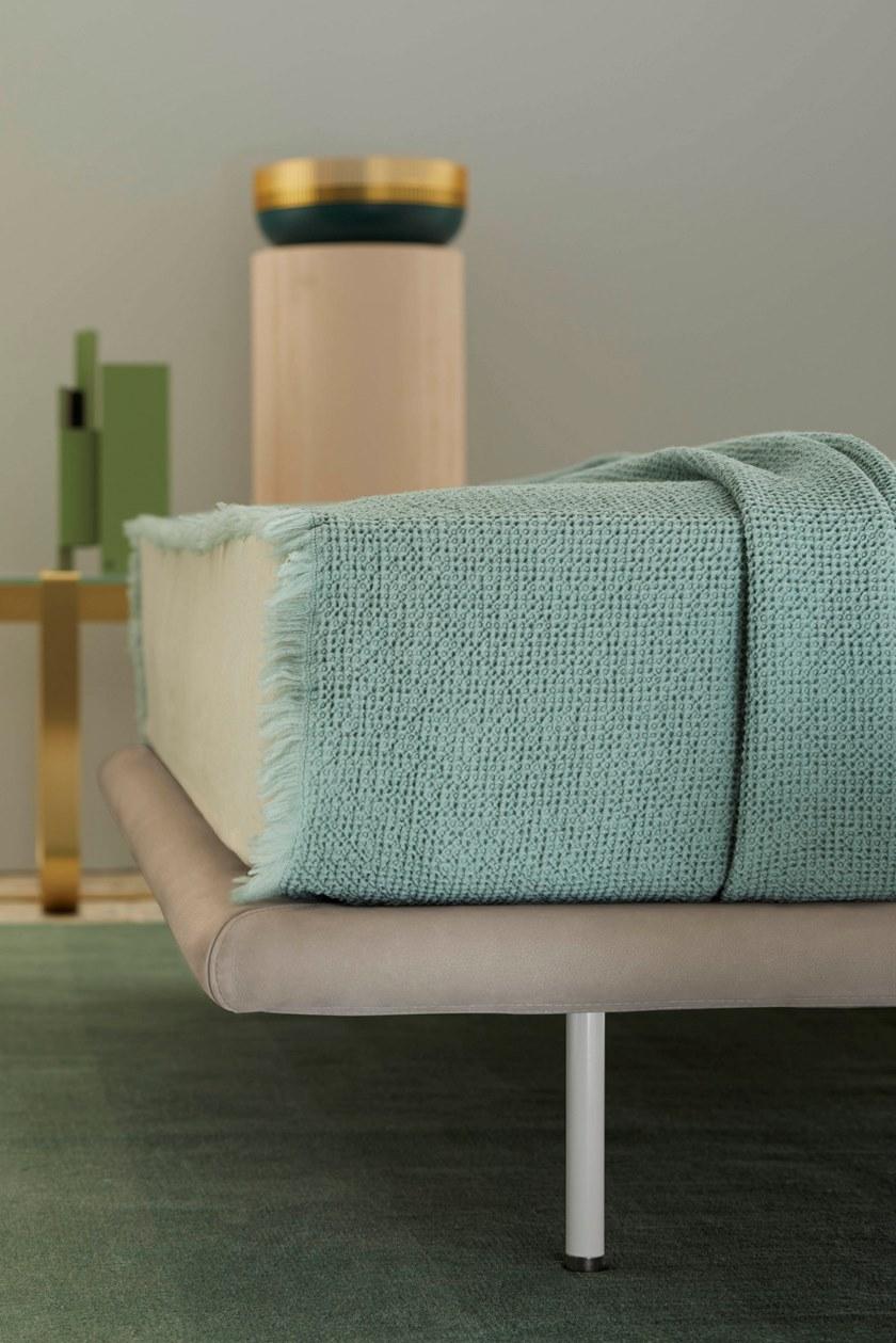 Saba Italia Двуспальная кровать из ткани с мягким изголовьем Pixel sun-id-1429641 - Вид №3