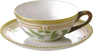 73271 Royal Copenhagen Чашка чайная с блюдцем 220мл "Флора Даника" Фарфор, Керамика