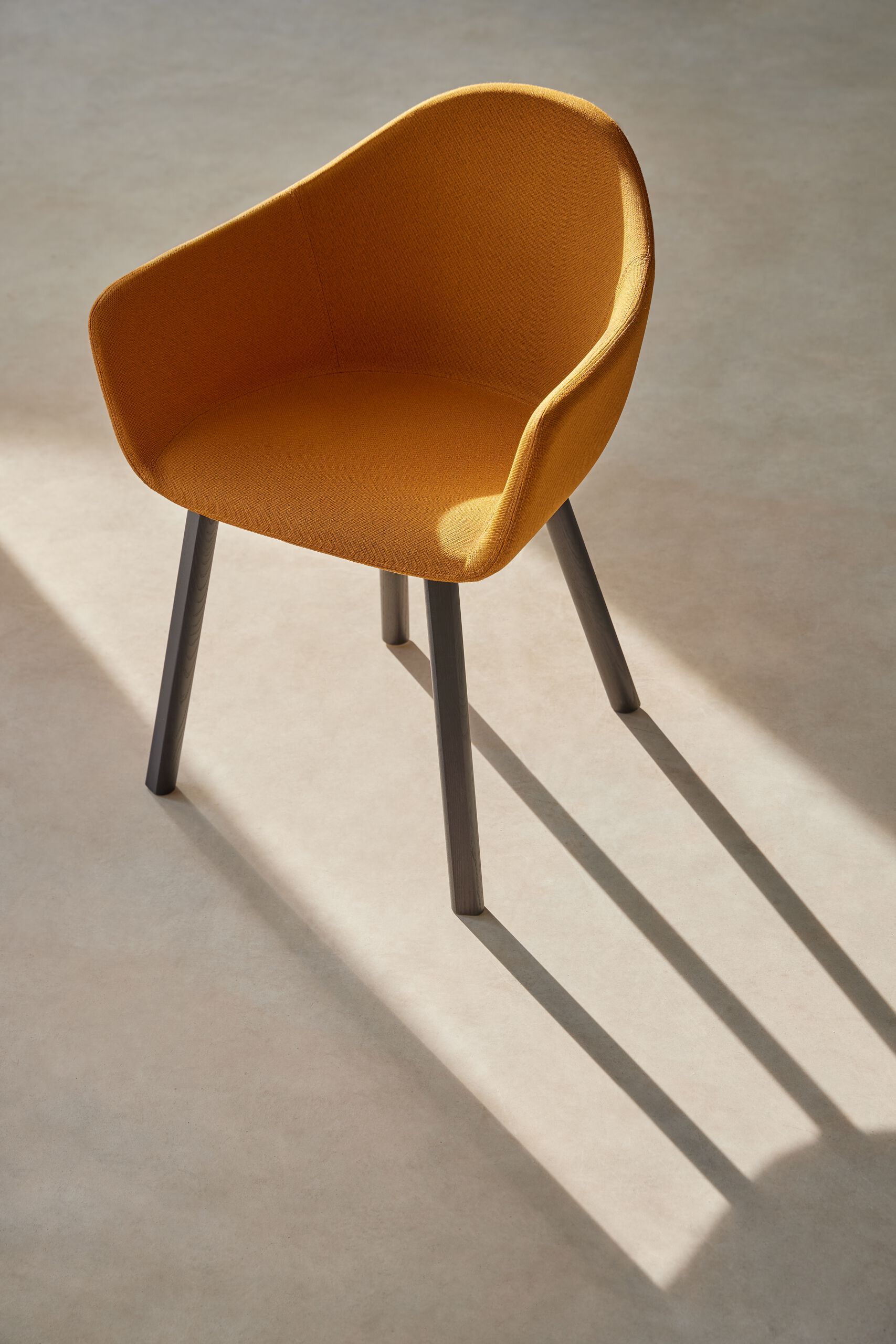 Тканевый стул с подлокотниками Blasco&Vila Nomad ARCH-00014695 - Вид №5