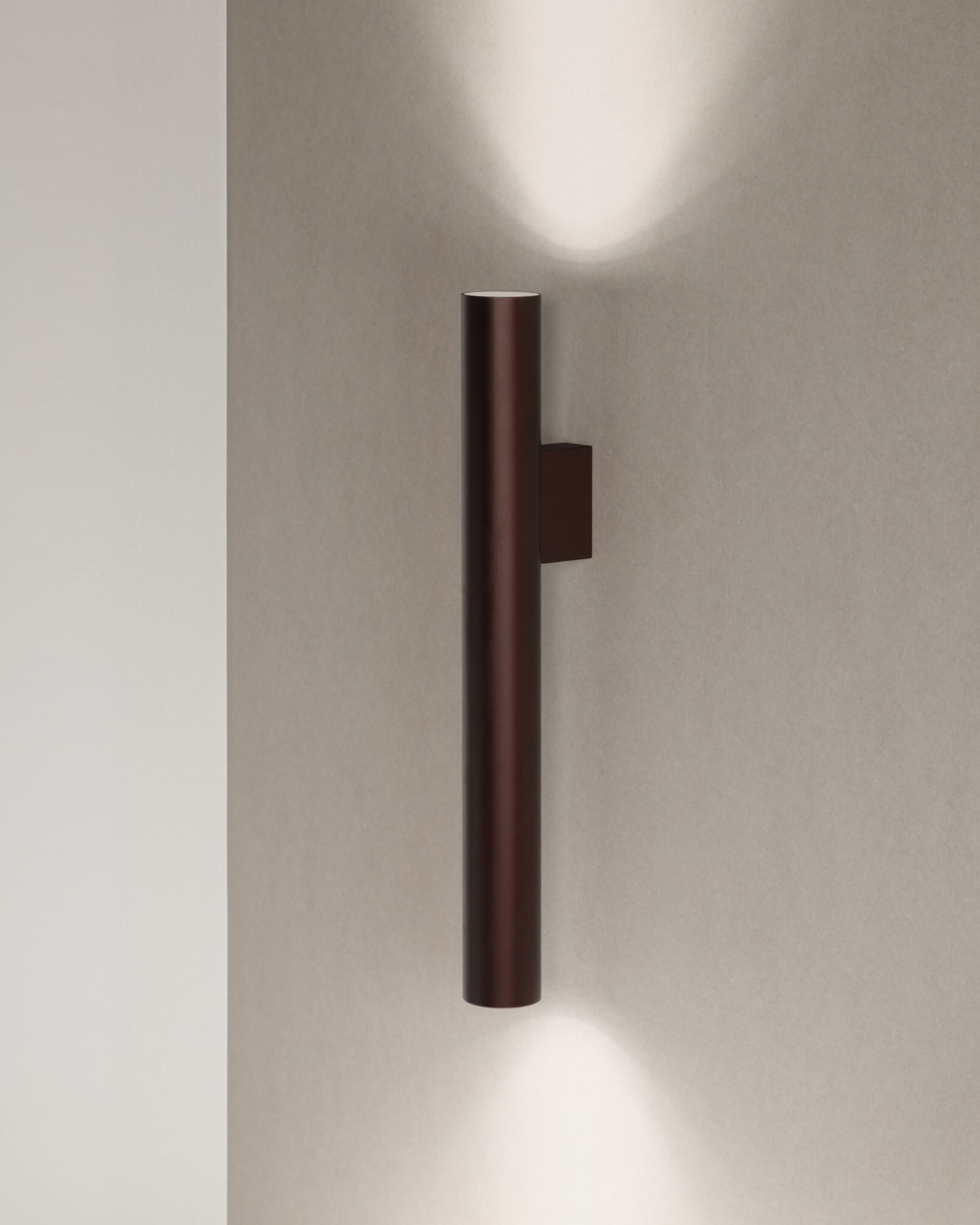 Алюминиевый светодиодный настенный светильник Martinelli Luce Koko Uno ARCH-00148189 - Вид №1