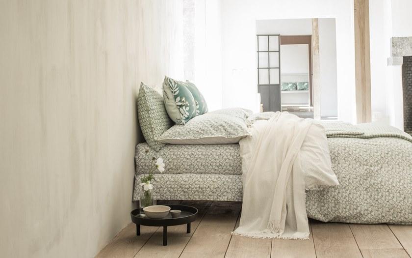 Alexandre Turpault Кровать из хлопка с рисунком и цветочными мотивами Feuilles d'ikat sun-id-1353801 - Вид №1