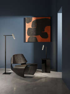 Стальная регулируемая светодиодная напольная лампа