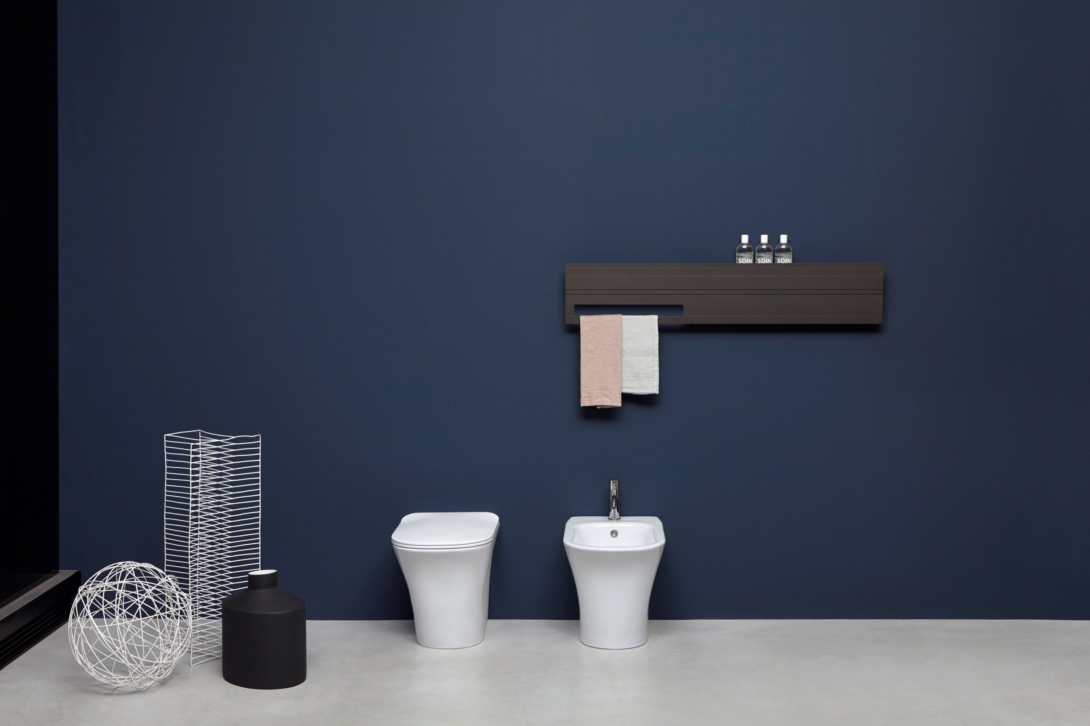 Экструдированный алюминиевый горизонтальный полотенцесушитель Antoniolupi BITLIGHT ARCH-00082209 - Вид №3