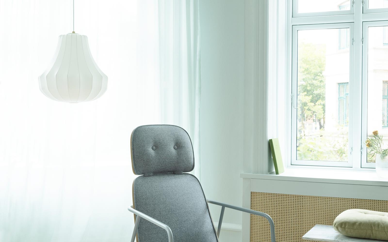 505038 Phantom Lamp EU Маленький Белый Normann Copenhagen  - Вид №1