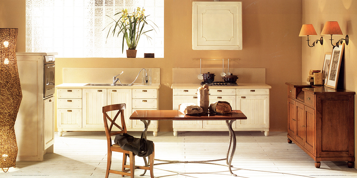 Кухня  BAMAX UVAFRAGOLA 01 