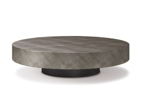 Низкий круглый журнальный столик