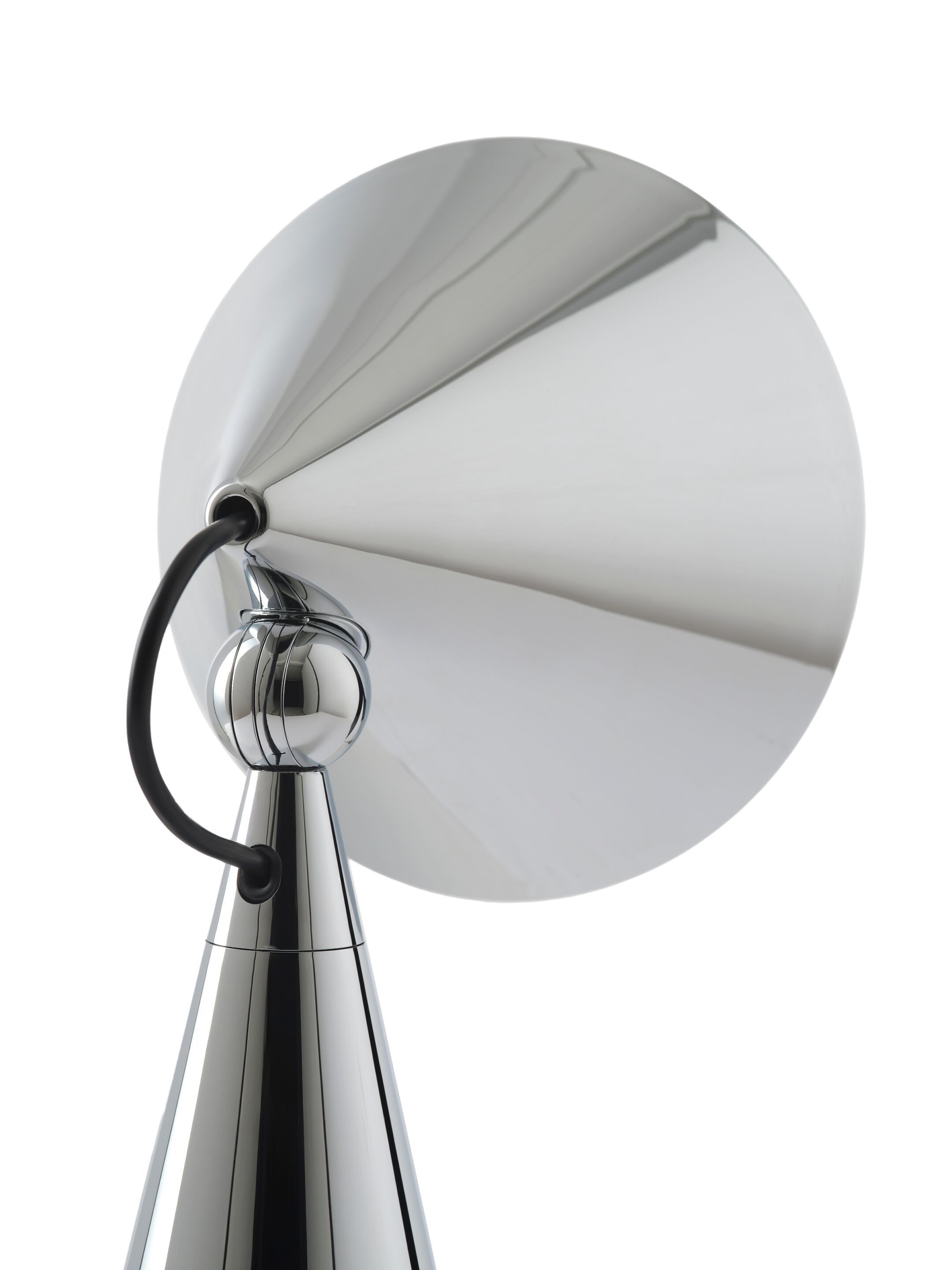 Светодиодная настольная лампа с батарейным питанием Tom Dixon поза ARCH-00060610 - Вид №54