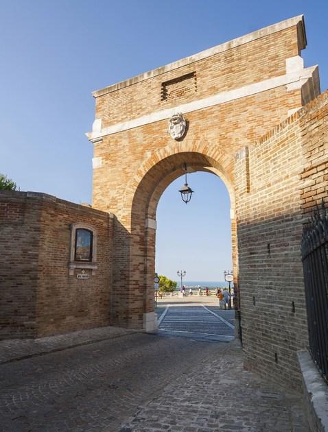 Neri Галогенная подвесная лампа для улицы Tyl sun-id-1395835 - Вид №6