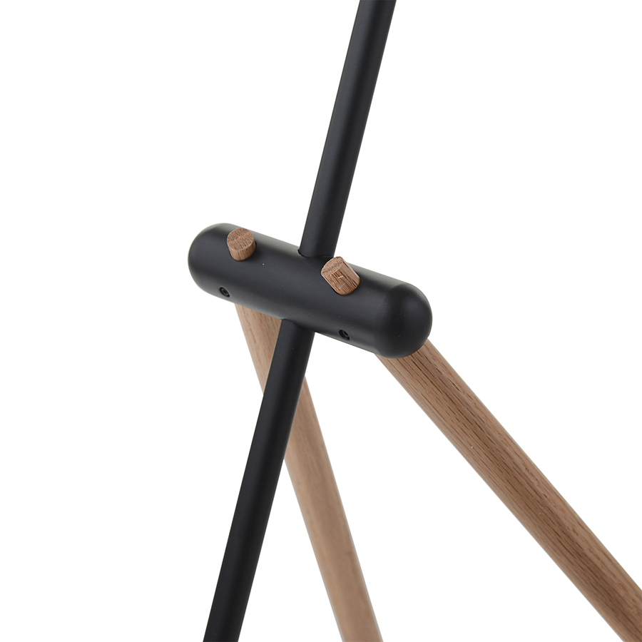 301865167011 Лампа напольная giraffe, 138 см, дуб, черное матовое основание Frandsen  - Вид №7