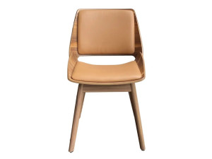 Стул с мягким сиденьем