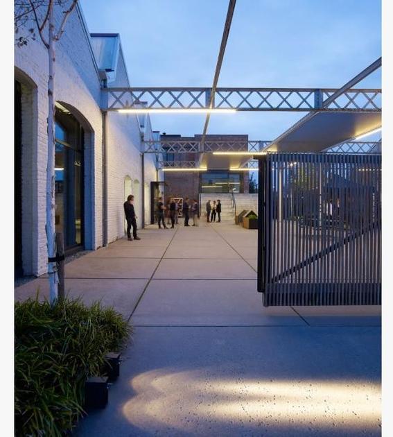 Delta Light Светодиодный стремянка Striper sun-id-1507535 - Вид №1