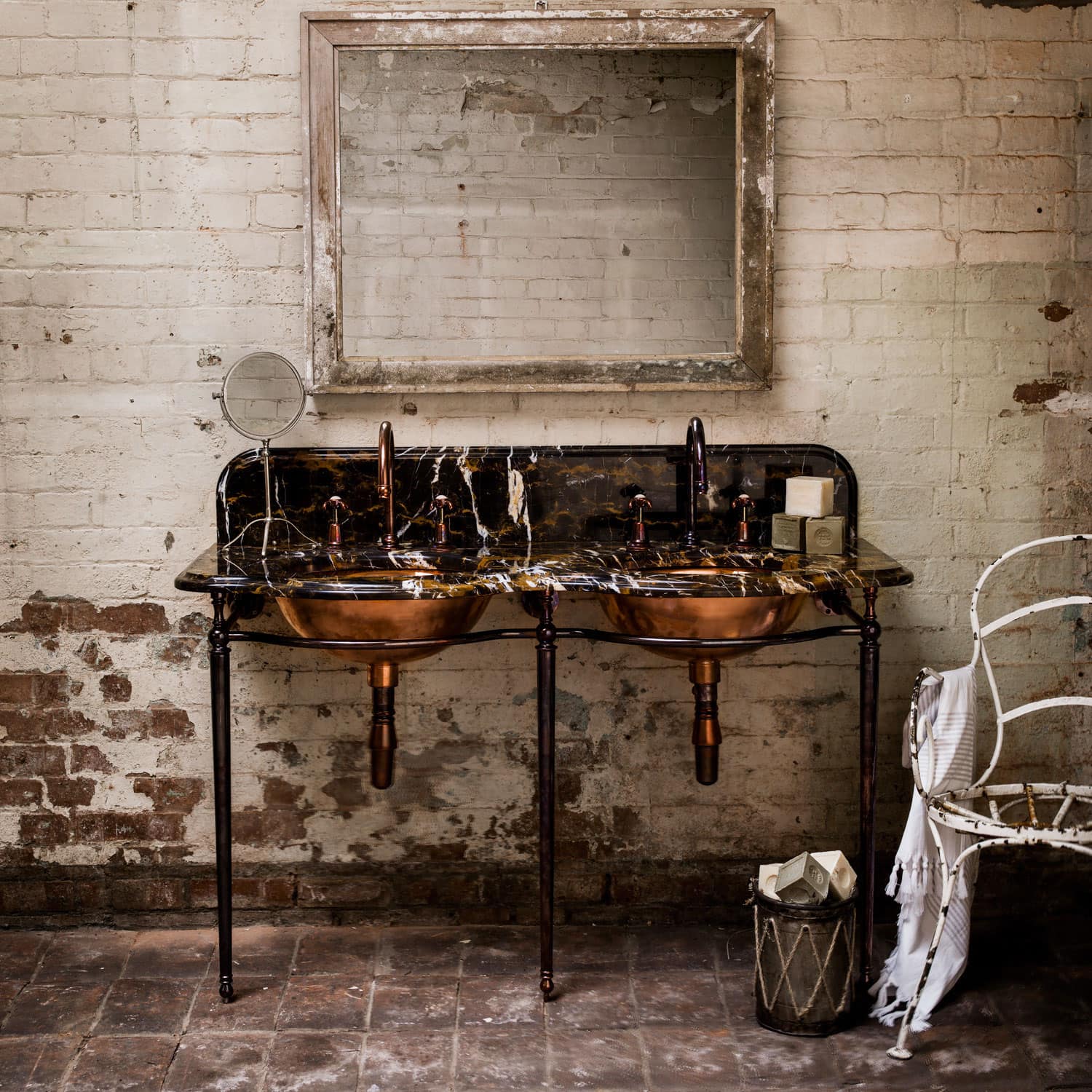 Marble & Stone Washstands Раковина La Parisienne Double Catchpoleandrye  - Вид №4