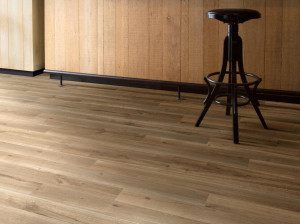 Нескользящий виниловый пол с эффектом дерева