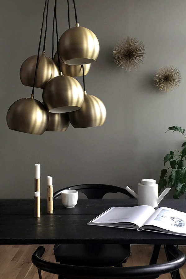 142318405001 Люстра ball, 7 плафонов, 120 см, матовая античная латунь Frandsen  - Вид №1