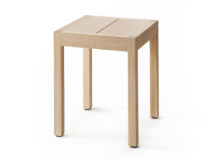 Деревянный низкий штабелируемый стул