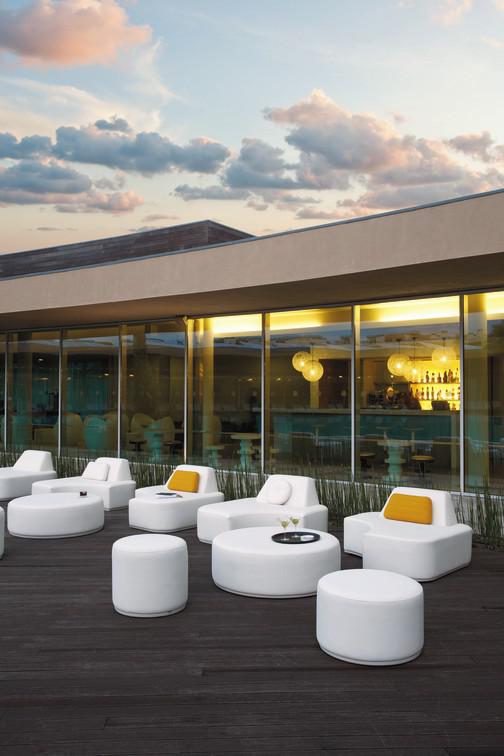 Стол для отдыха / подставка для ног 104 Nautic Textiles sand Manutti Moon Island MNST426 - Вид №4