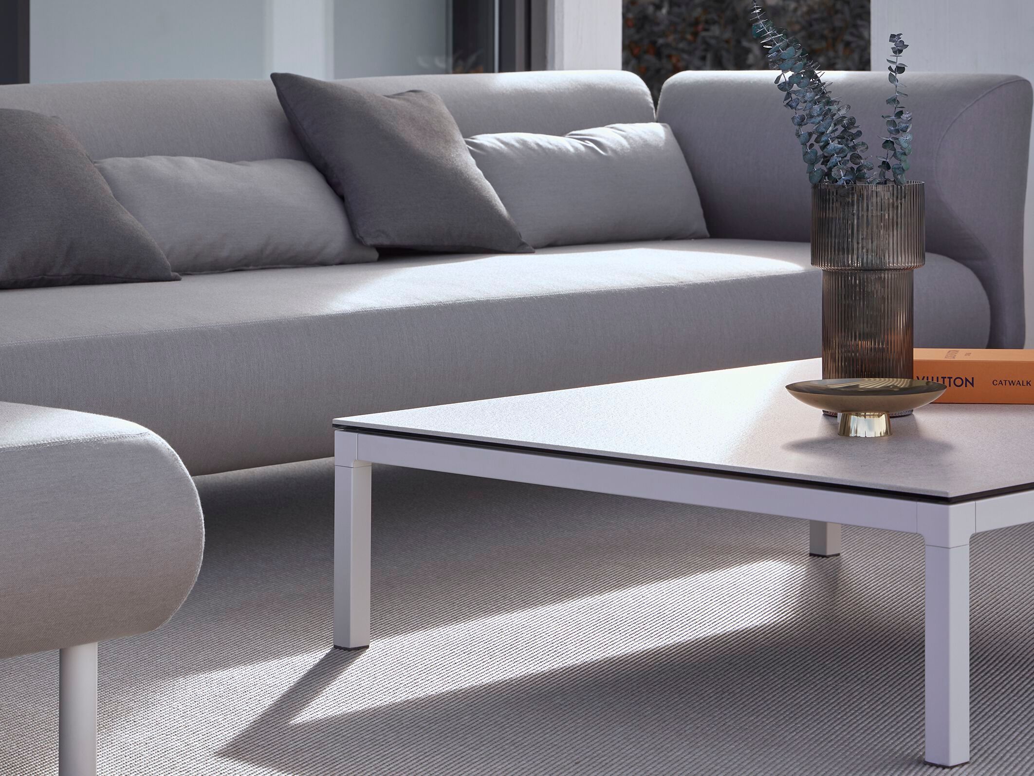 Прессованный алюминиевый садовый стол MUSOLA Brise ARCH-00022410