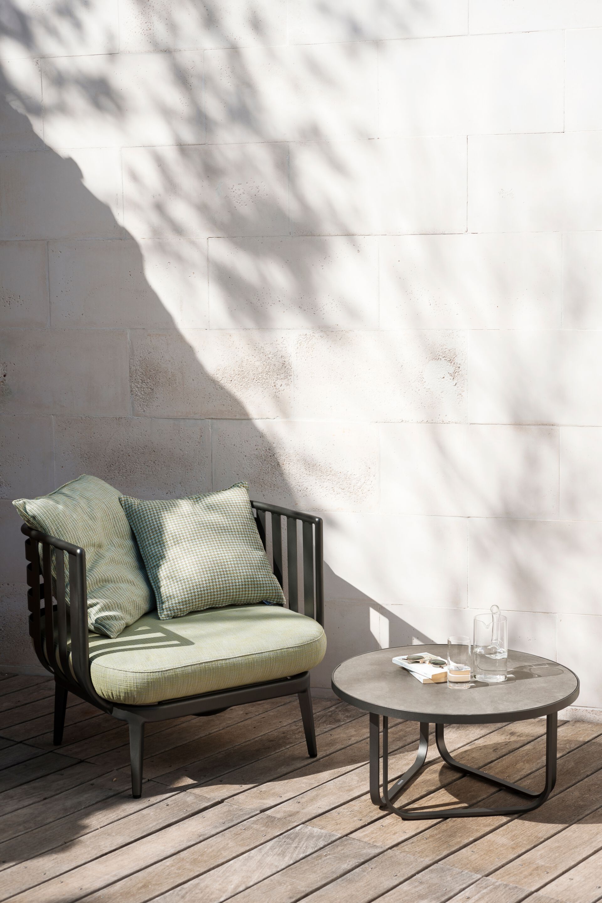 Алюминиевое садовое кресло с подлокотниками RODA ARCH-00031865 - Вид №1