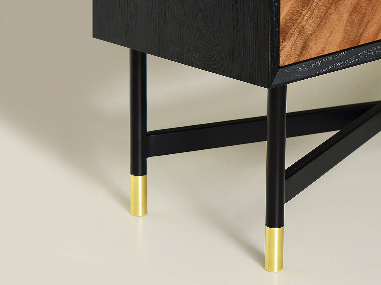 Барный шкаф с 2 дверцами американский орех Impala ACWD IMPALA 00-3981940 Коричневый  - Вид №3