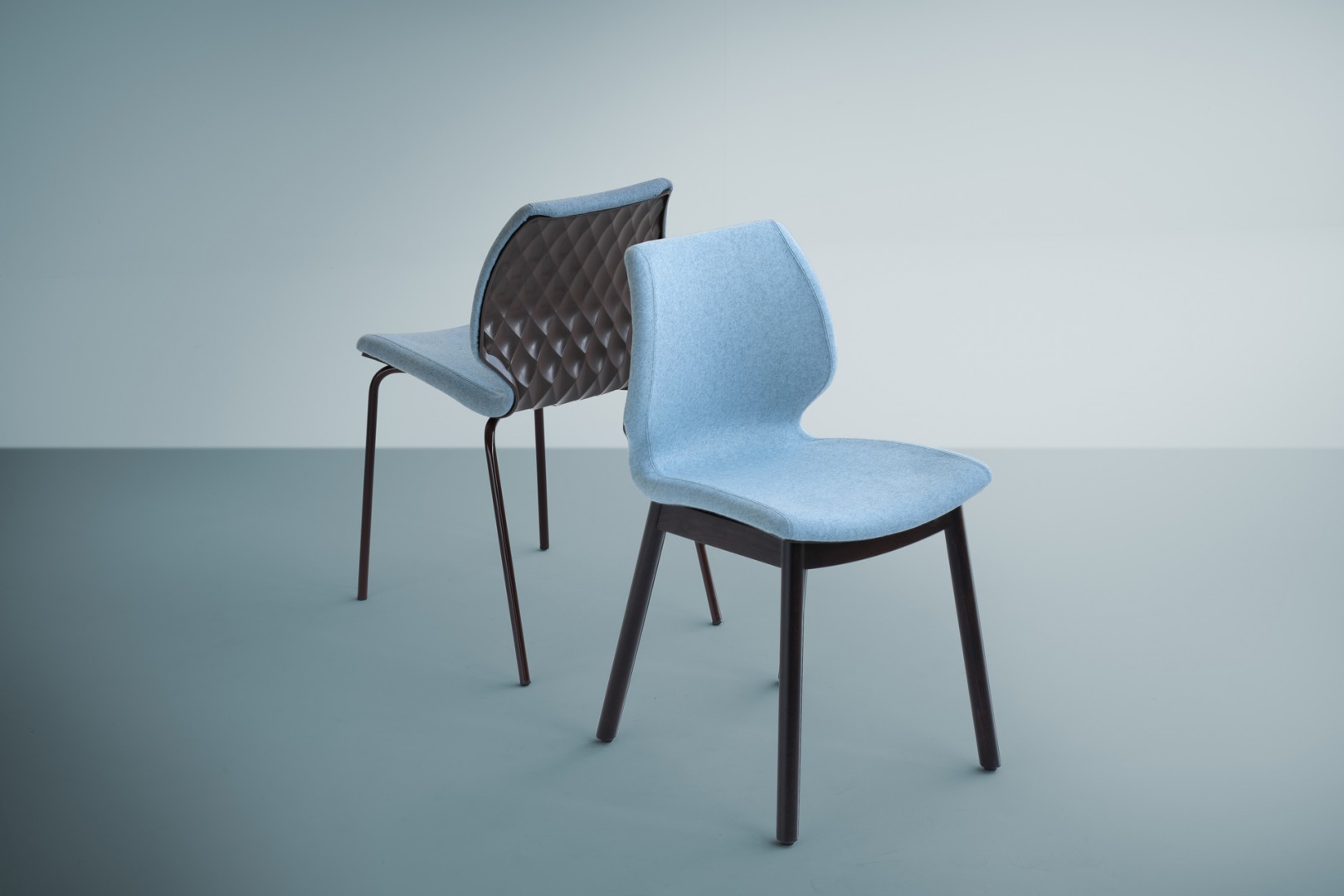 Uni 550M Стул со стальным каркасом, 4 ножки. Обивка из полипропилена. Et al. Uni - Вид №1