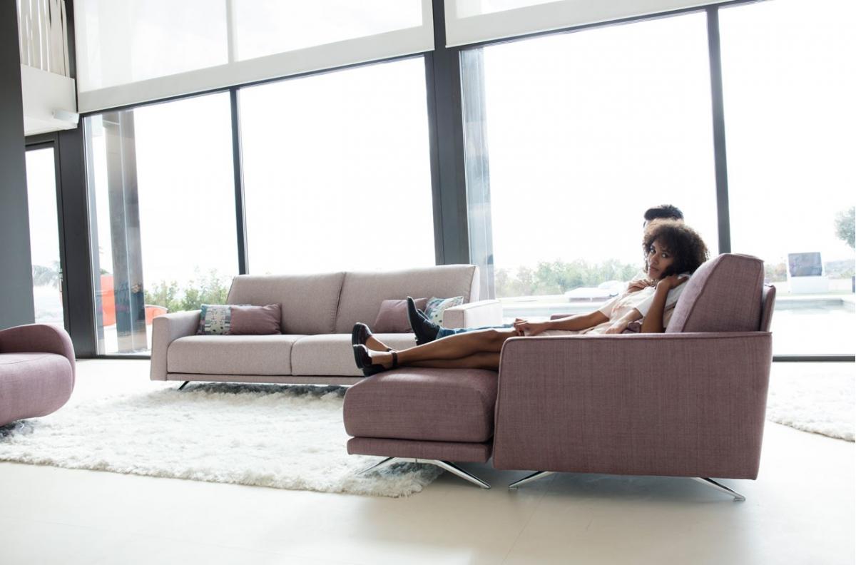 082009 Пуф Fama Boston Santreyd