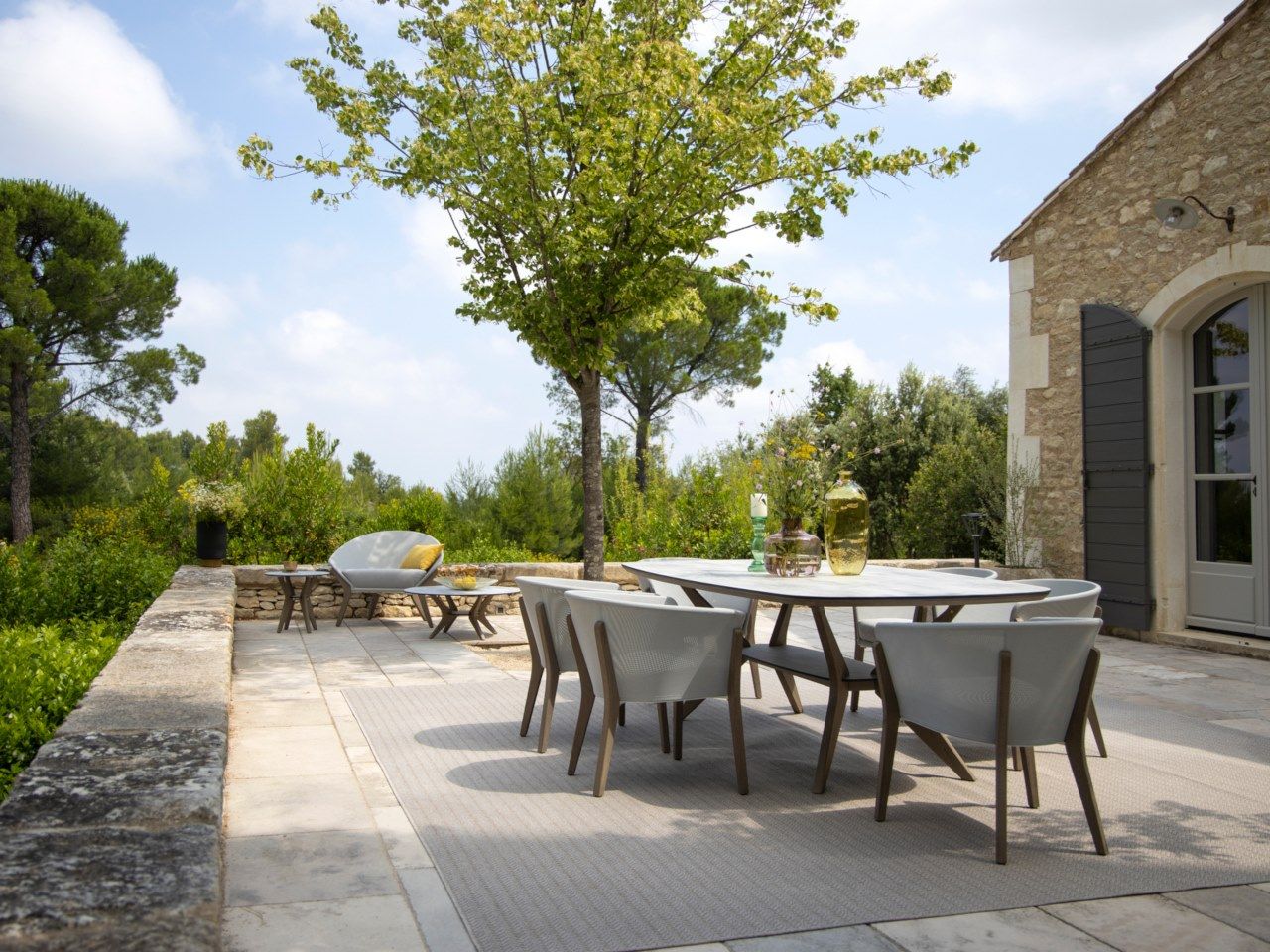 Деревянный круглый журнальный столик Les Jardins® ARCH-00052422 - Вид №2