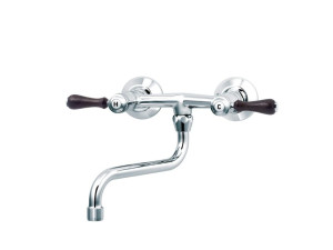 Смеситель для кухни с 2 отверстиями