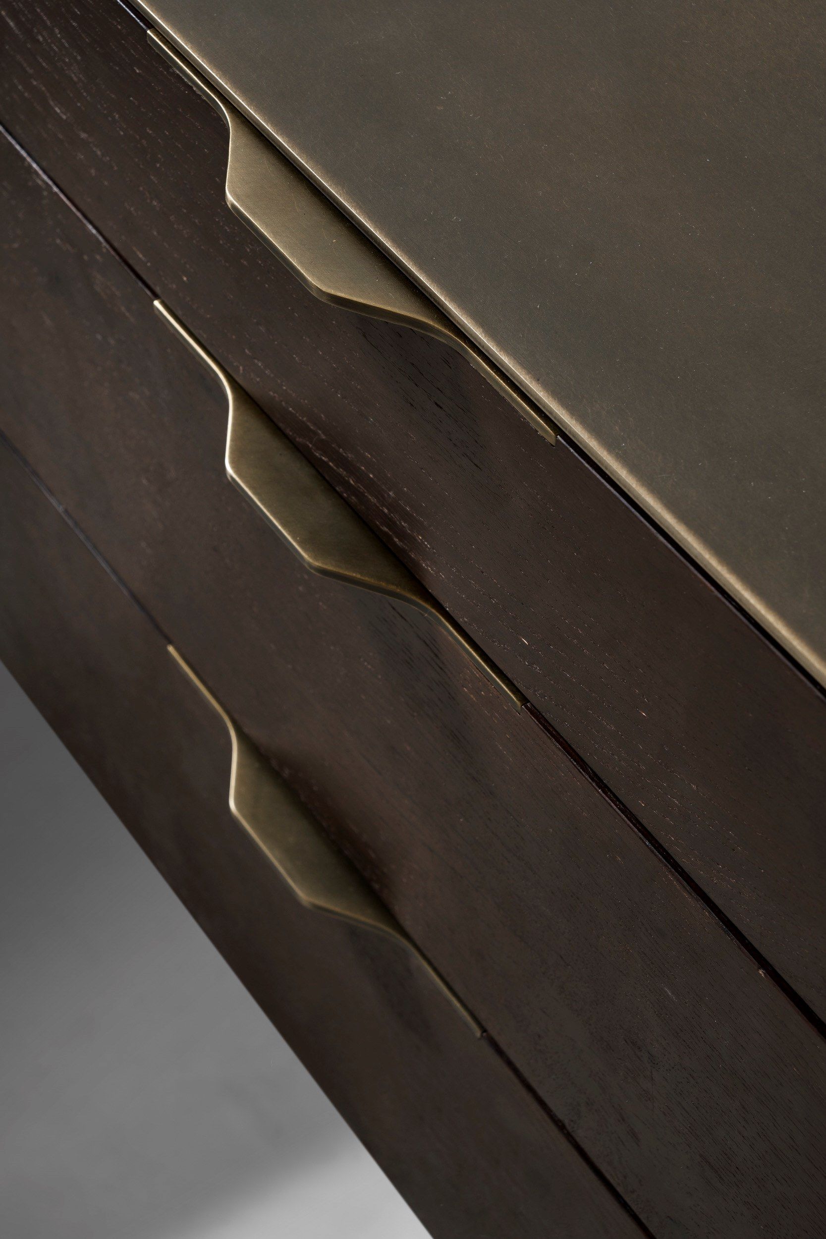 Горизонтальный настенный шкаф из дуба с ящиками District Eight Drift ARCH-00103861 - Вид №4