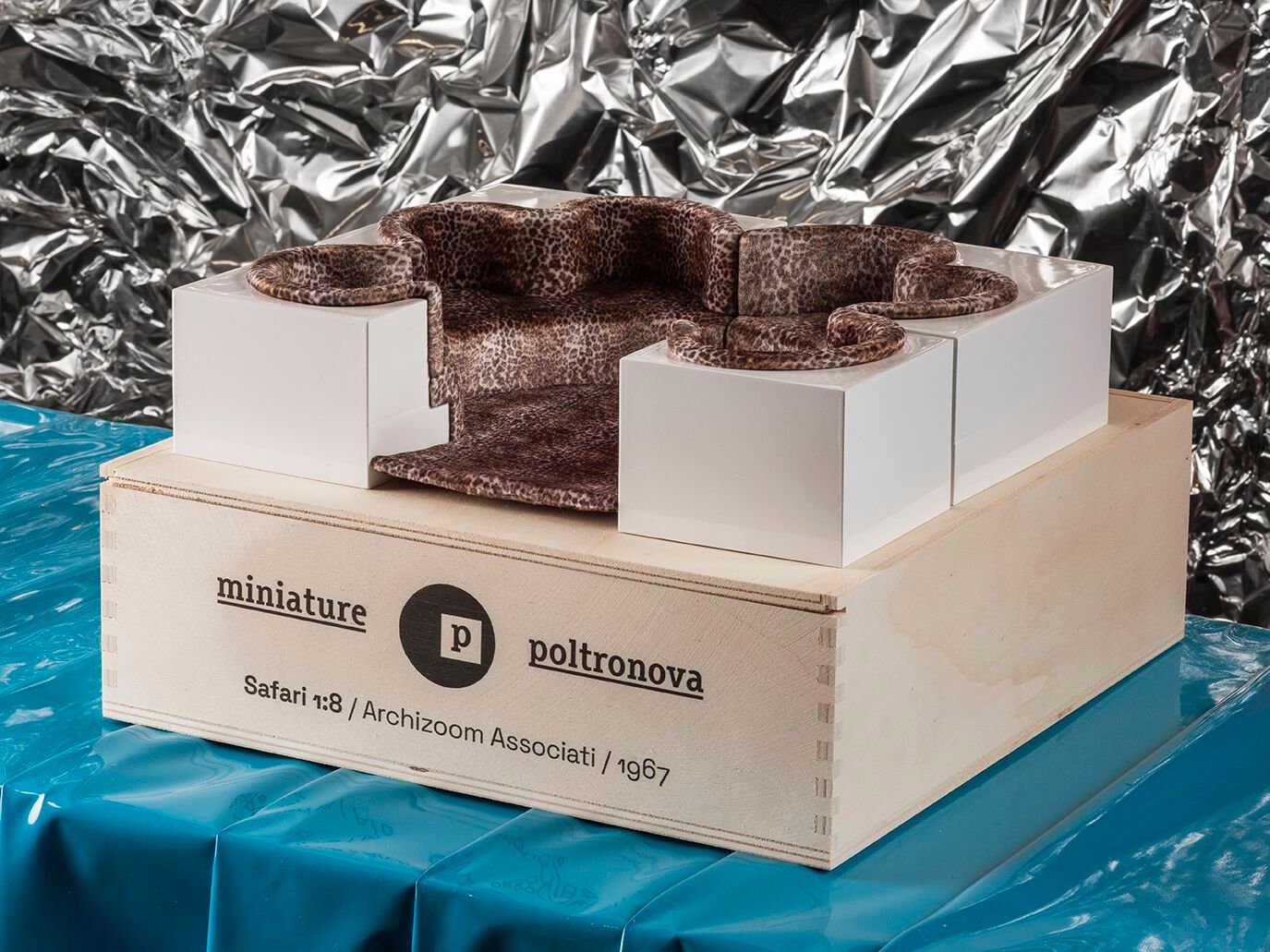 Миниатюрный искусственный мех и стекловолокно Poltronova Safari ARCH-00103585