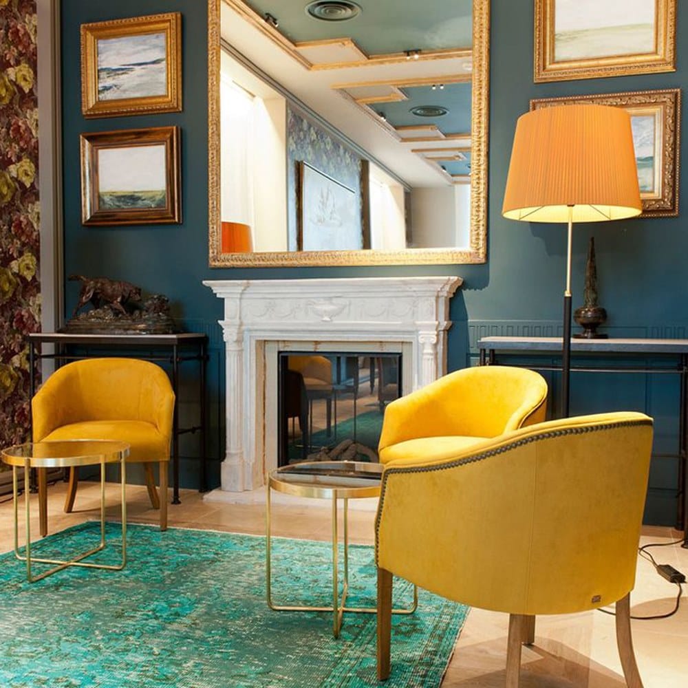 Мягкий стул из коровьей кожи с подлокотниками CREARTE COLLECTIONS Girona Essence ARCH-00064600 - Вид №3