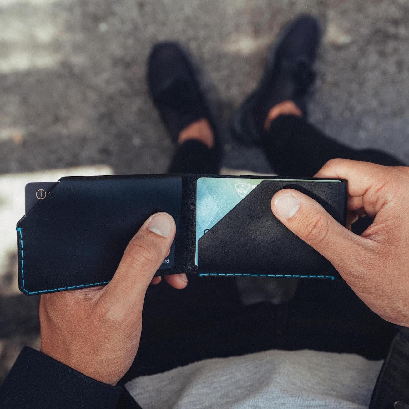 W102CHAR Карточный кошелек - уголь Wingback  - Вид №3