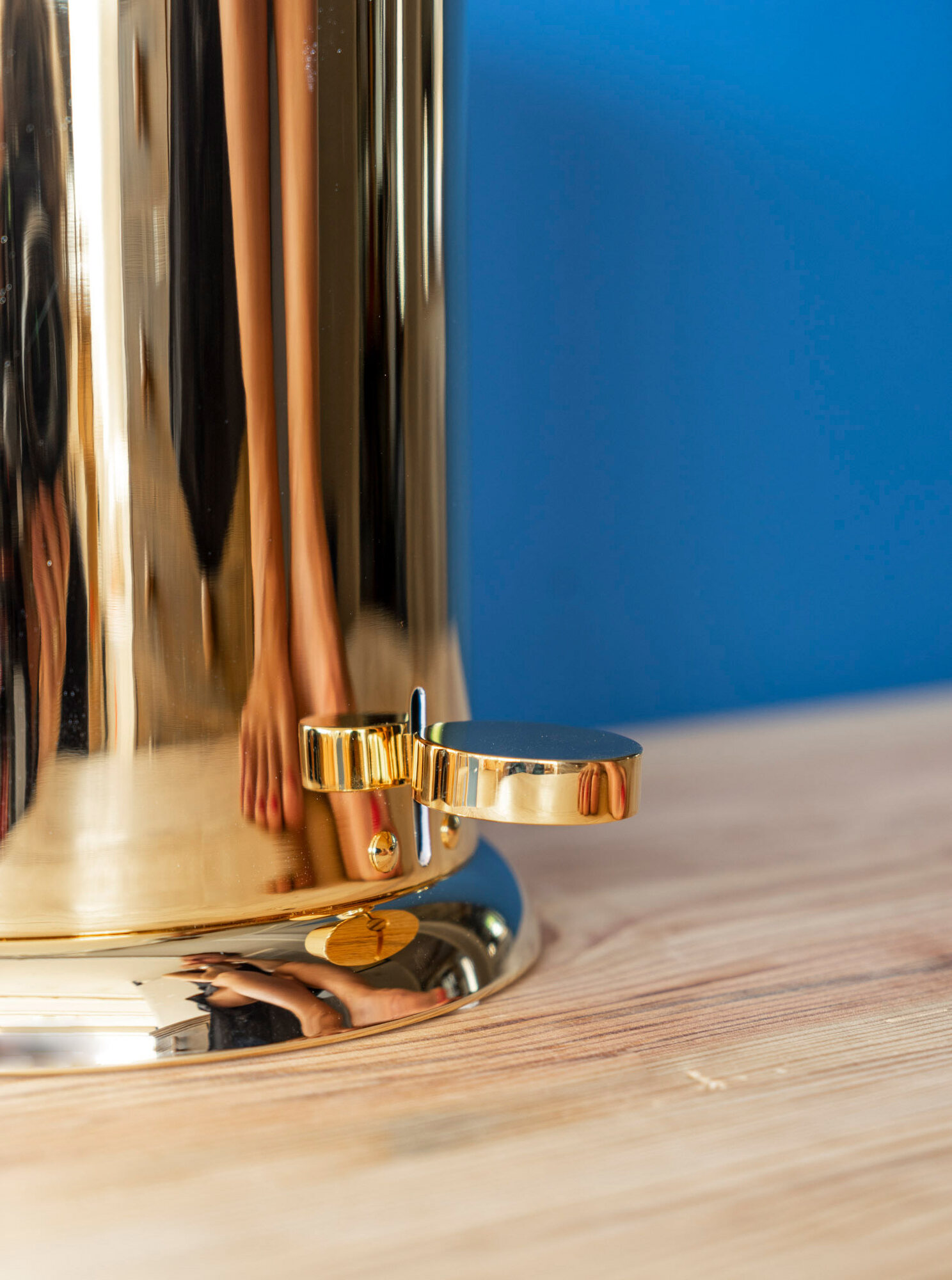 Traditional bathrooms Урна для ванной в стиле ретро Kingston Tb6337.nk Мессинг  - Вид №3