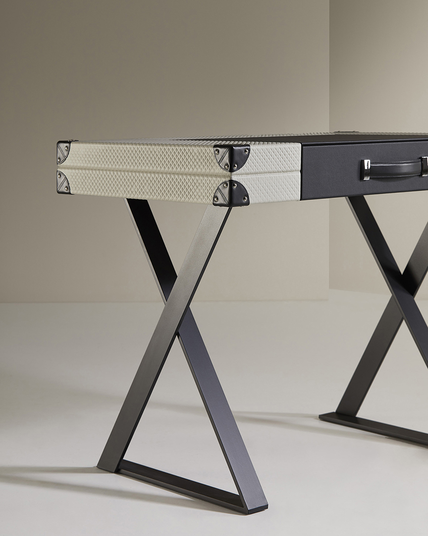 Компактный письменный стол для путешественников Traveler R0694 Coleccion Alexandra - Вид №4