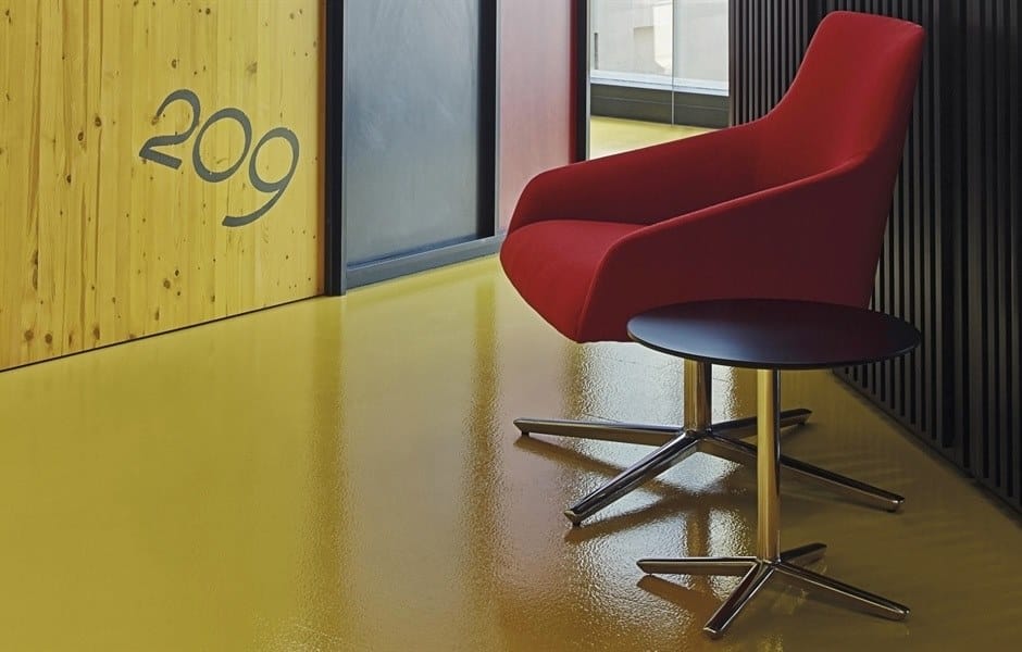 Низкий квадратный журнальный столик из дерева Andreu World QUATTRO OCCASIONAL HPL SQUARE ARCH-00080015 - Вид №4