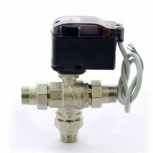 Кран шаровой с разъемными соединениями НН трехходовой MODULO COMPACT с сервоприводом EMMETI 1"