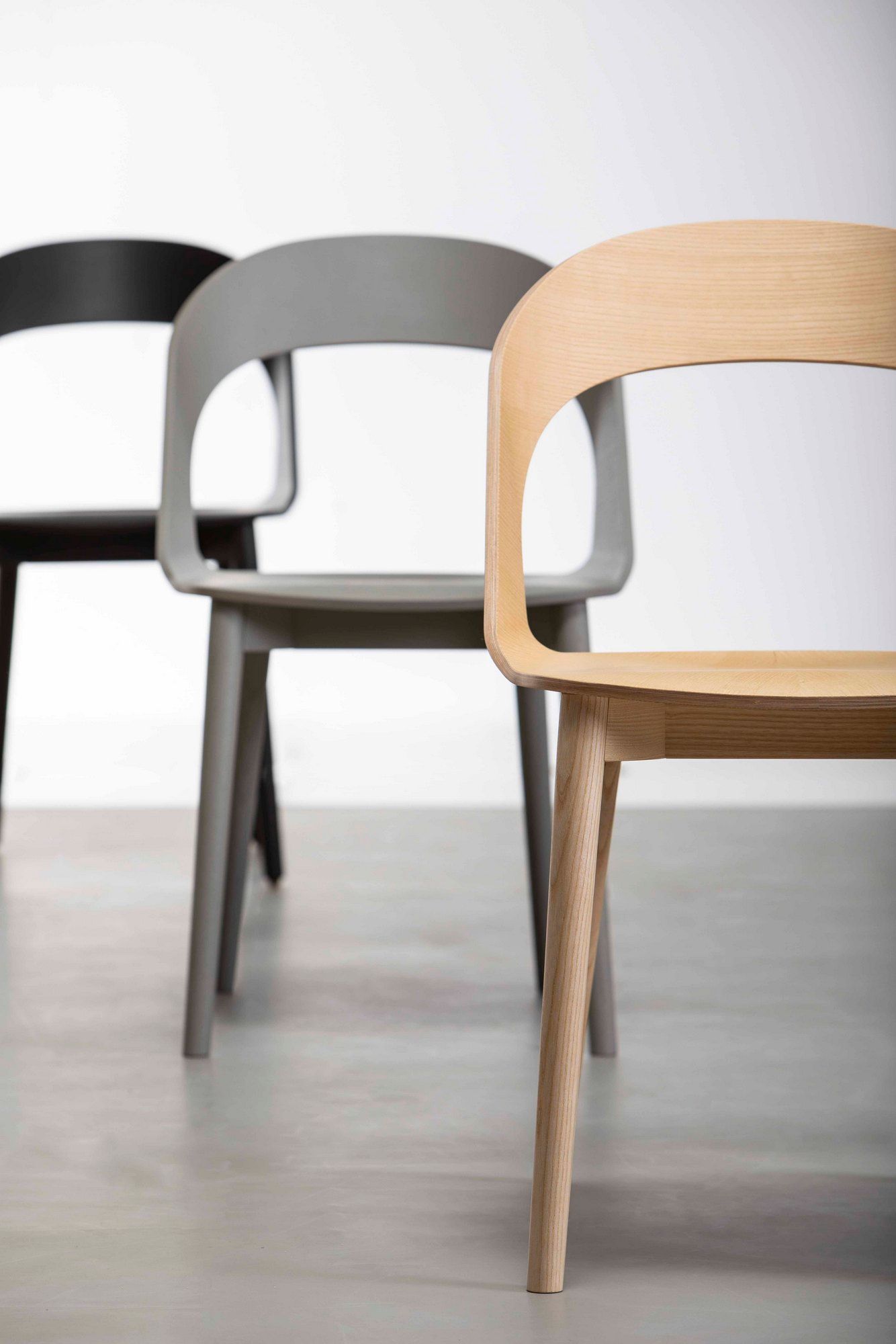 Стул из ясеня с подлокотниками Vergés Goose ARCH-00122147 - Вид №4