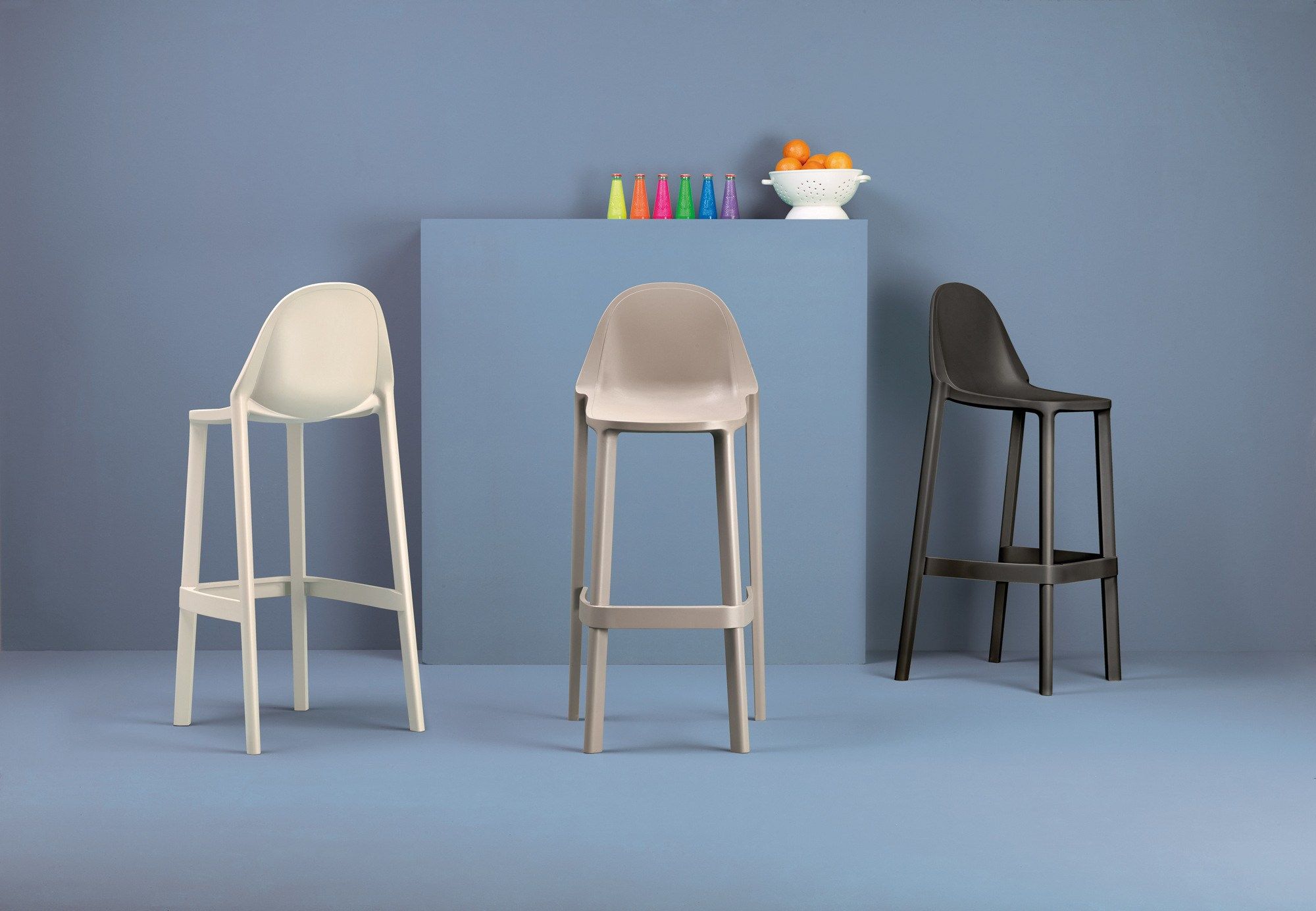 Высокий садовый стул из инженерного пластика S-CAB ARCH-00000723 - Вид №1