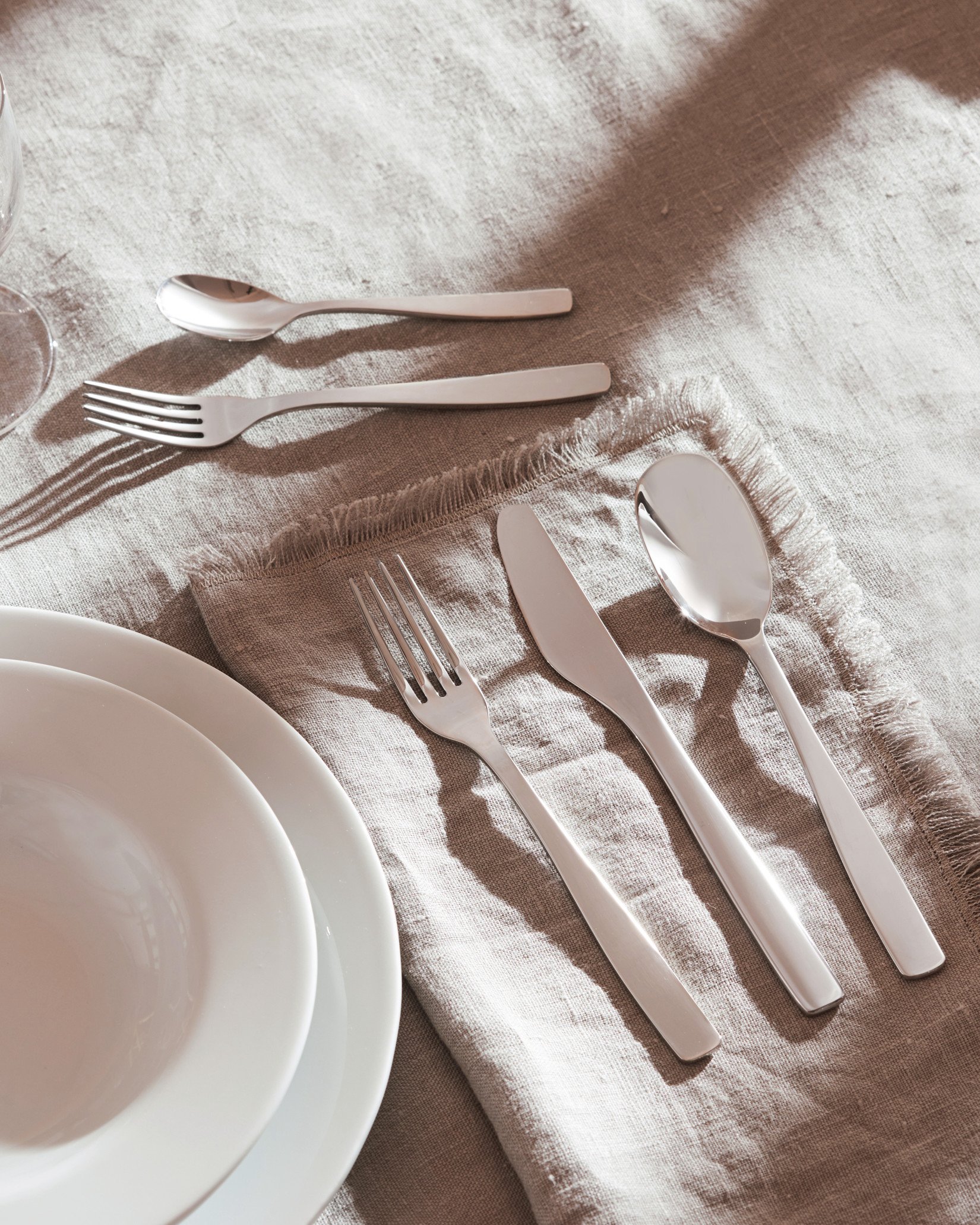 Десертная вилка. 6 предметов Alessi Knife, вилка, ложка AJM22/16 - Вид №1