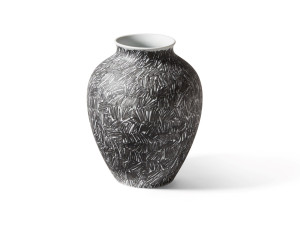 Круглая фарфоровая ваза