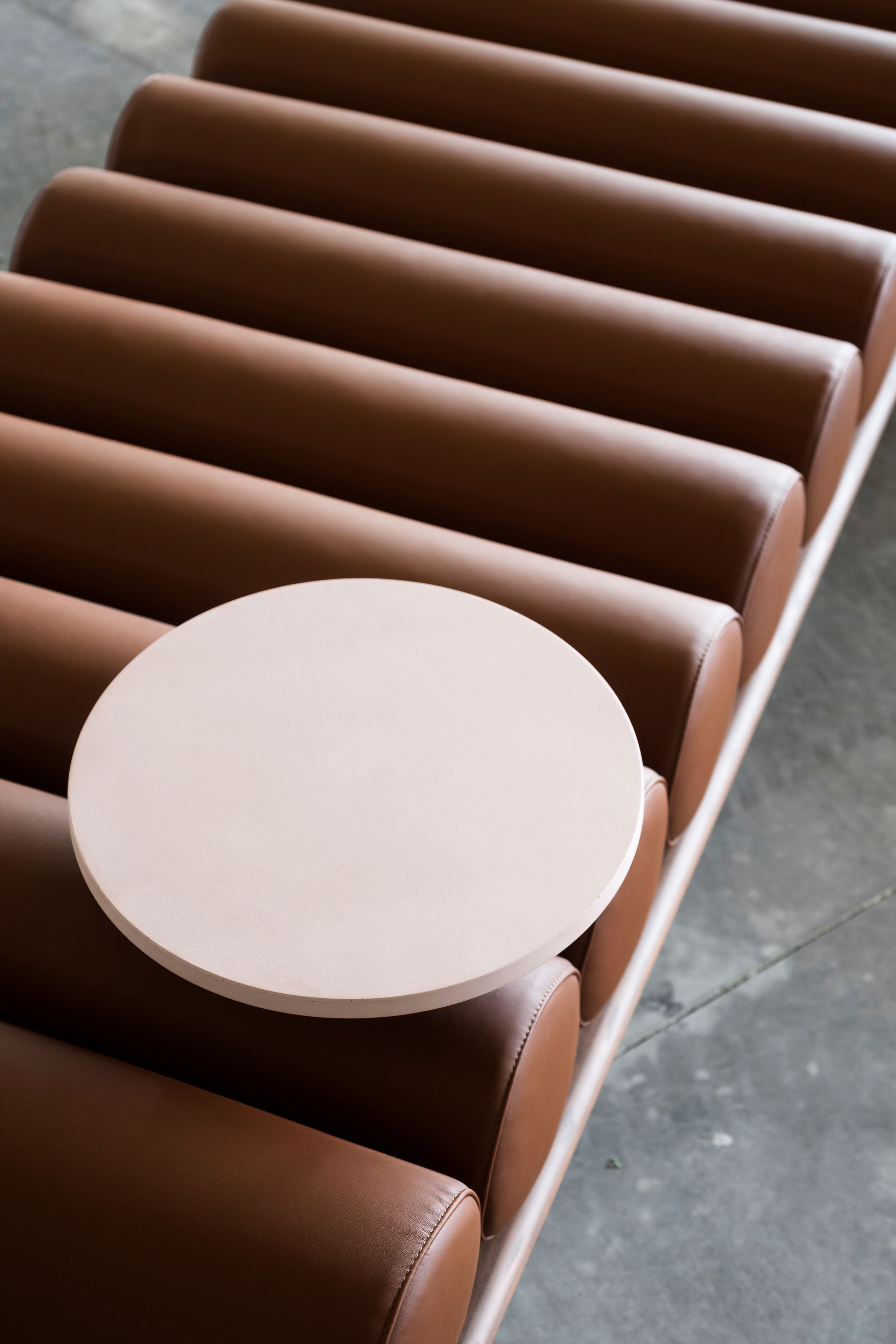 Кожаный Dormeuse Tacchini Five to nine ARCH-00117025 - Вид №14