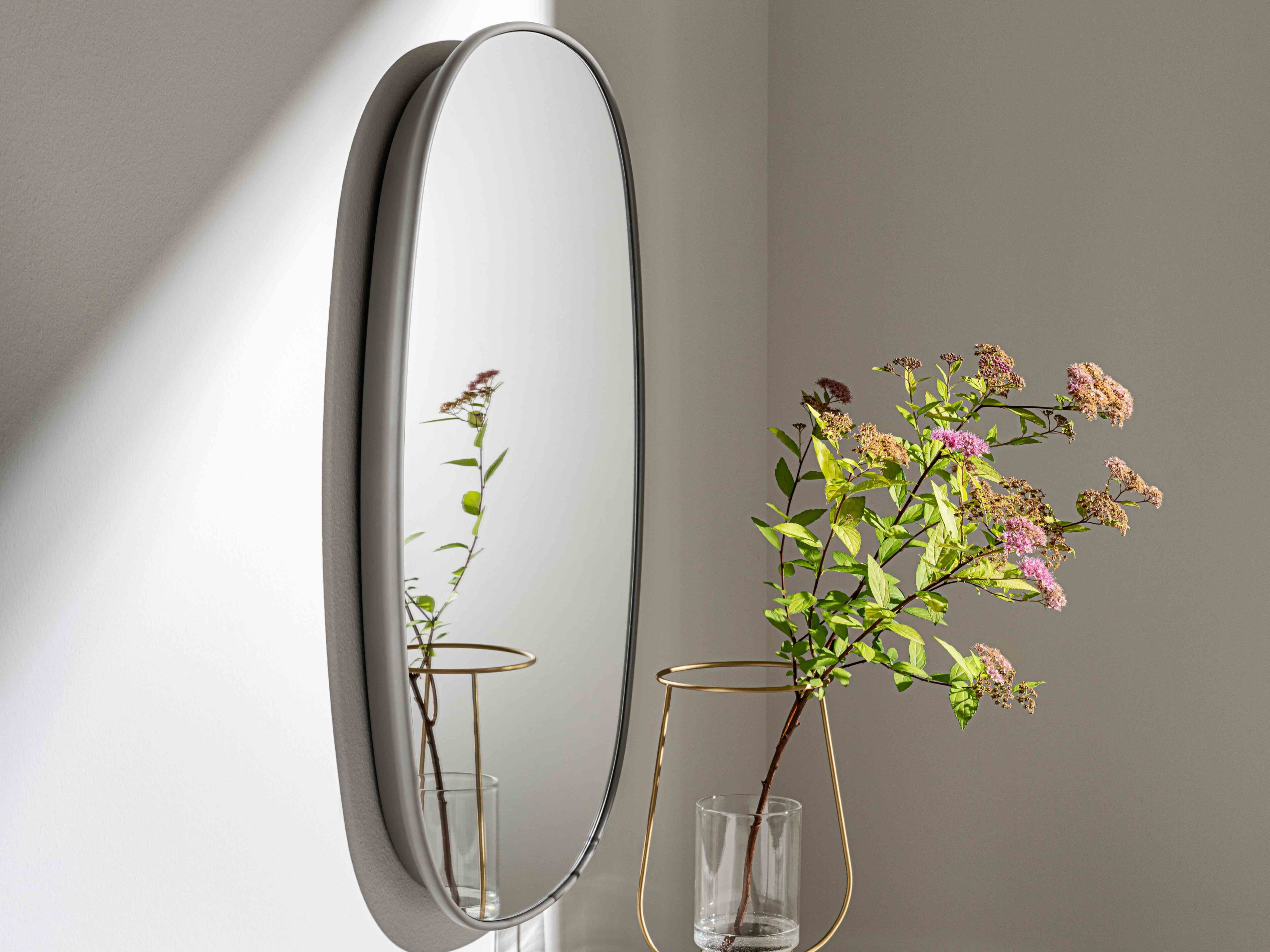 Овальное настенное зеркало в рамке Sovet Italia SLEN ARCH-00152181