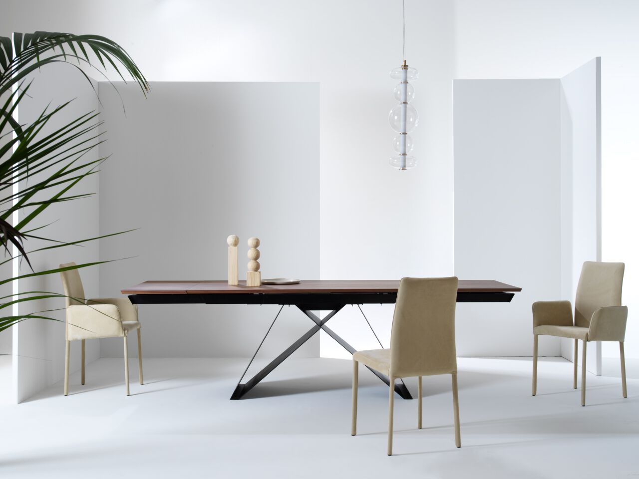 Выдвижной деревянный стол со скульптурным основанием Julia Italia ATLANTIS ARCH-00140387 - Вид №2