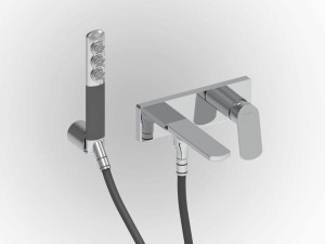 Настенный смеситель для ванны с 3 отверстиями и ручным душем