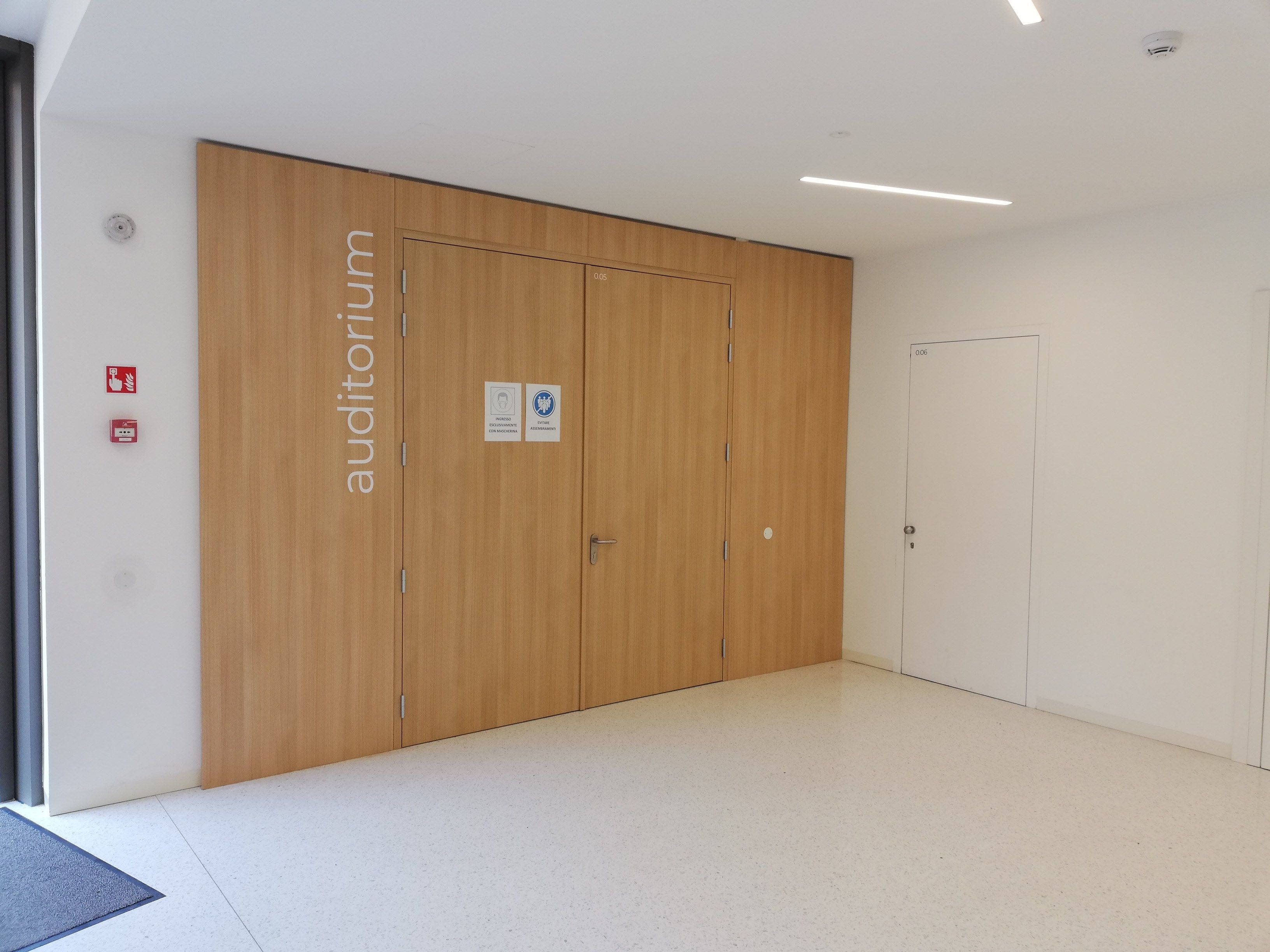 Деревянная акустическая панель Sebino Chiusure Pannelli di rivestimento ARCH-00095414 - Вид №1